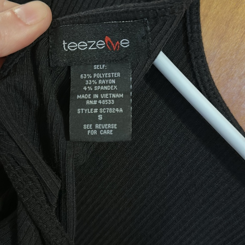 Teeze Me Peep Back Black Dress - Picture 4 of 6
